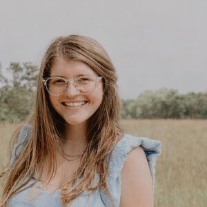 Meet your Posher, Alexandra